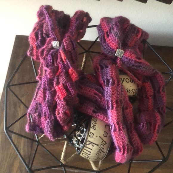 Beautiful Handmade Scarves 🧣 - Picture 2 of 4